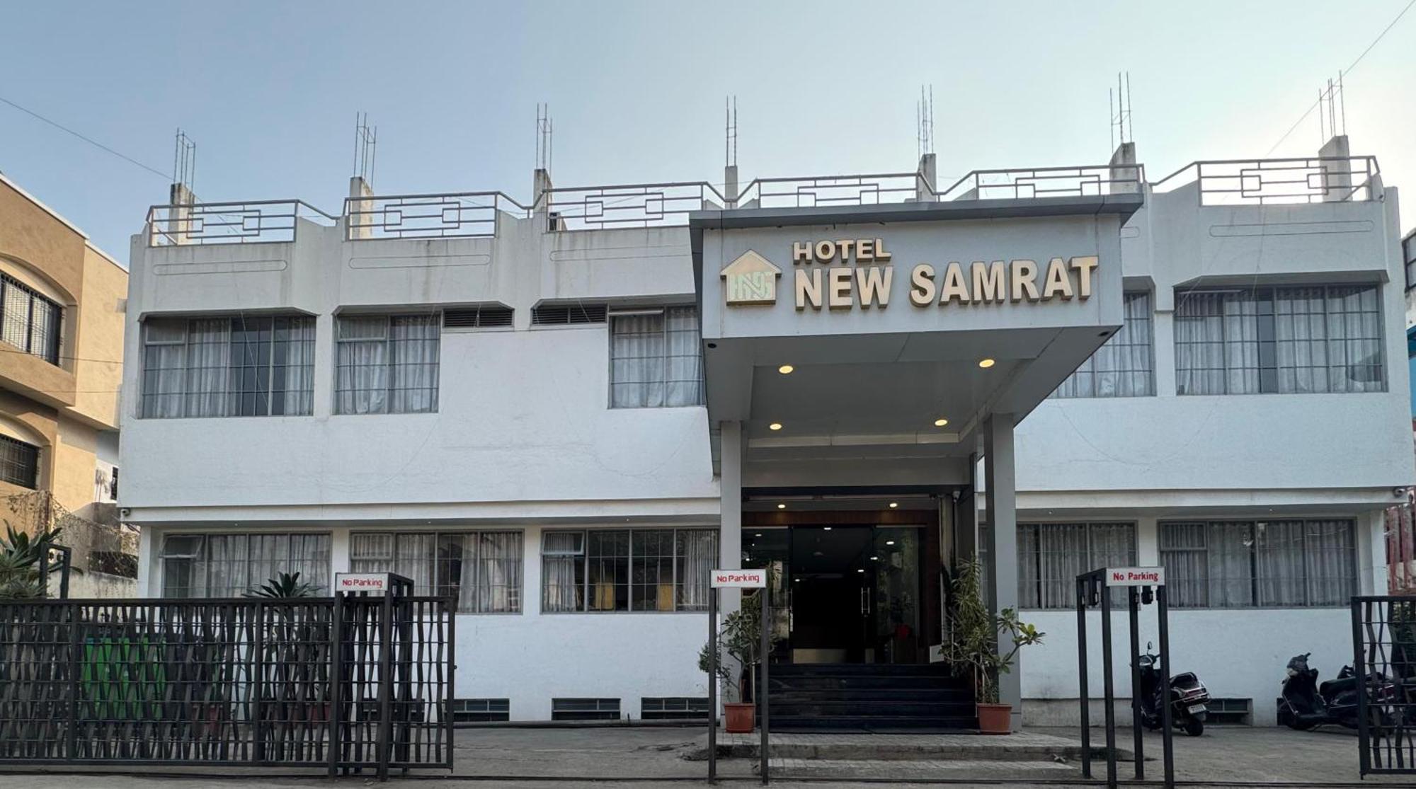Hotel New Samrat ออรังกาบัด ภายนอก รูปภาพ